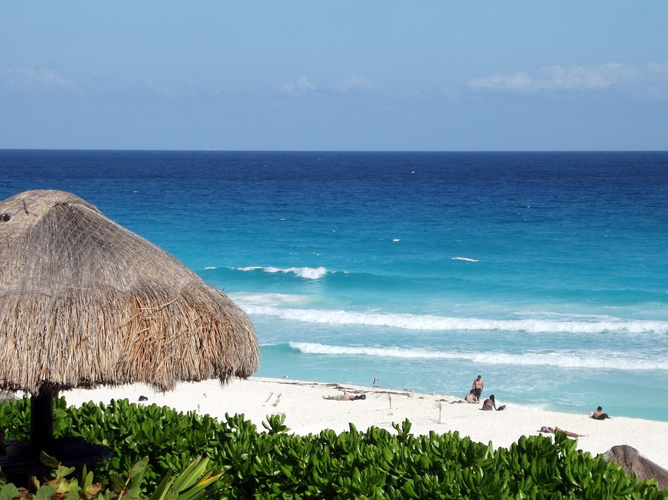 romantic places in cancun mexico